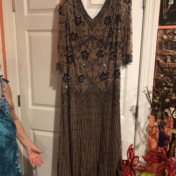 Long tan dress with charcoal and black sequins by Pissarro Nights - Picture 2 of 4